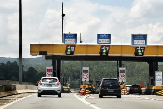 Fluxo total de veículos nas estradas pedagiadas sobe 6,3% em 2022, diz ABCR