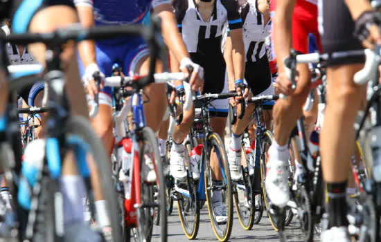 Pedalada Solidária reúne passeio de bike e doação de agasalhos