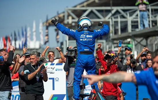 Pedro Clerot fecha com vitória fim de semana da F4 Brasil em Interlagos