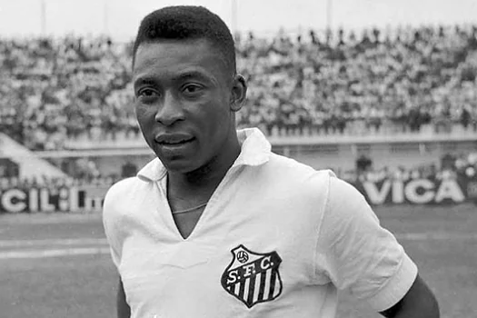 Santos precisa repetir façanha de Pelé para superar Corinthians na Copa do Brasil