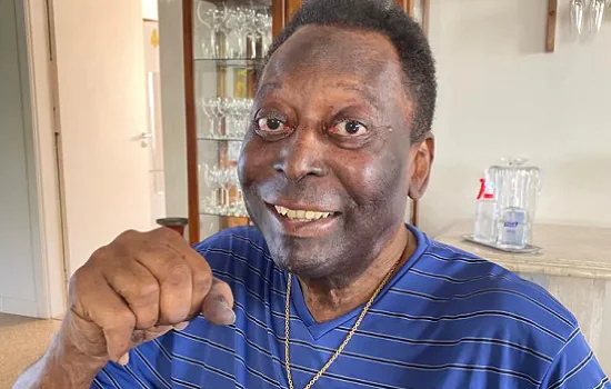 Pelé recebe alta do hospital Albert Einstein