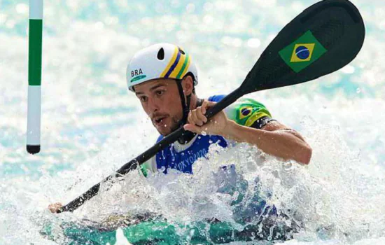 Pepê Gonçavez é bronze na etapa França da Copa do Mundo de Canoagem