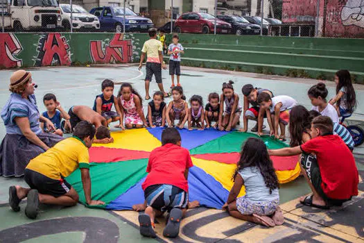 Pequena Trupe de Circo leva projeto De Olho no Duto para o ABC e ZL