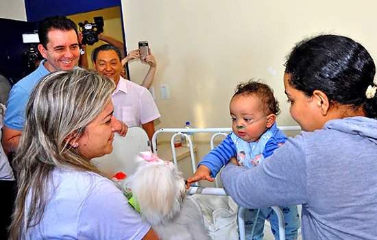 Pediatria do CHM receberá atividades periódicas de Pet Terapia