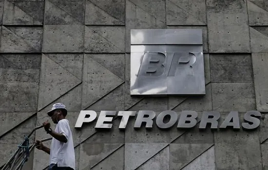 Petrobras recupera R$ 439 mi por acordos de leniência