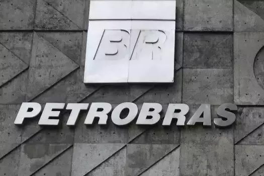 Abicom: reajuste da Petrobras é coerente, mas não dá segurança a importador