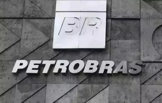 Petrobras nega reserva de R$ 200 bilhões para distribuição de lucros