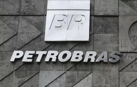 Projeto abre brecha para intervir na Petrobras