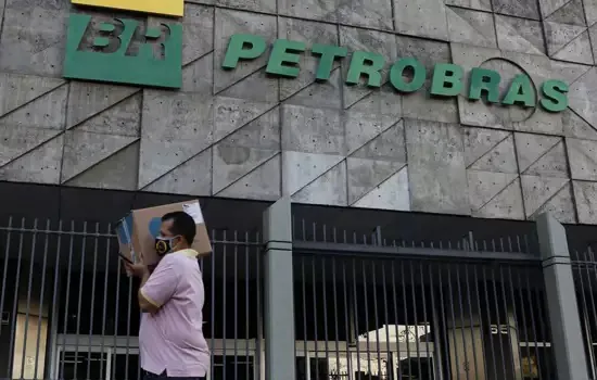 Federação alerta para casos de covid-19 na Petrobras