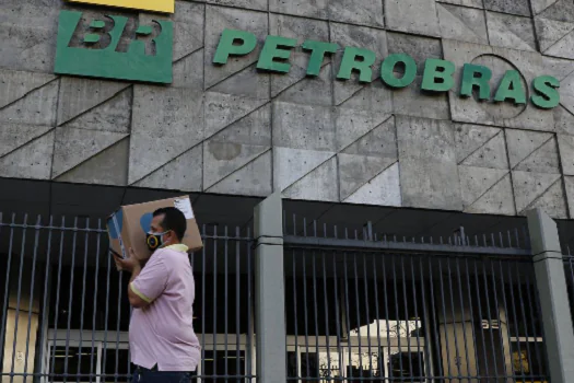 Petrobras diz que não pode antecipar decisão sobre preços