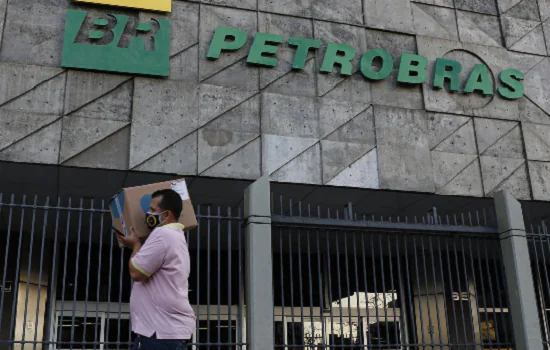 Petrobras diz que não pode antecipar decisão sobre preços