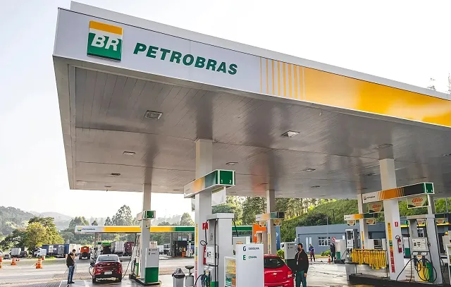 Petrobras: Nova estratégia comercial para gasolina e diesel segue referências de mercado