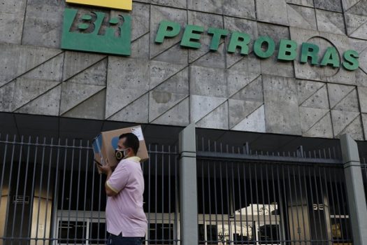 Petrobras defenderá posição de mercado no Cade, diz presidente