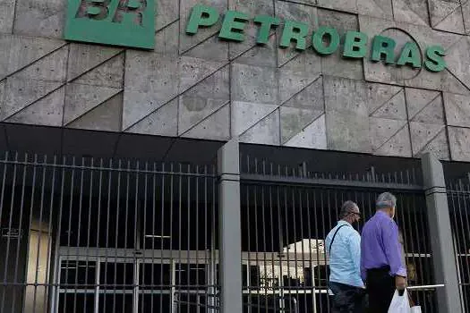 Petrobras reduz preços de venda de diesel para as distribuidoras