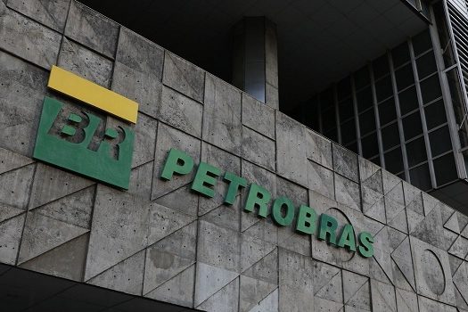 Troca no comando da Petrobras