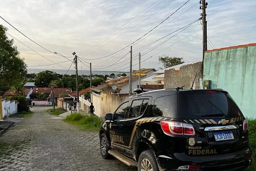 PF faz operação contra desvio de verbas da saúde no Vale do Paraíba