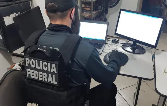 PF prende importador que usava Correios para trazer armas