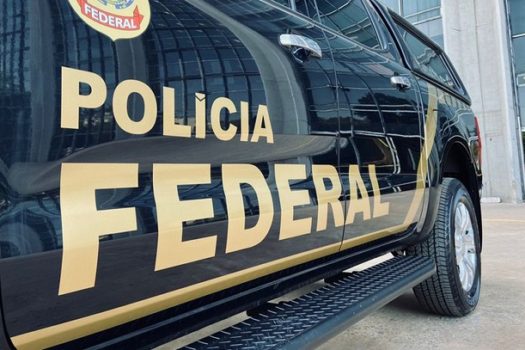 Operação da Polícia Federal mira governador do Tocantins