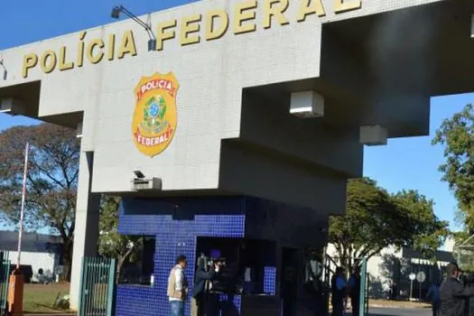 PF desarticula dois grupos que traficavam drogas e armas