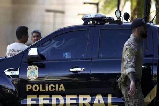 PF prende 19 por tráfico de 43 mil armas destinadas ao PCC e ao CV