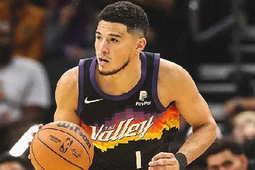 Suns derrubam Warriors, somam 17ª vitória seguida e viram líderes do Oeste na NBA