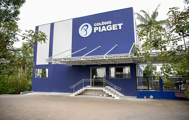 Homenagem ao Colégio Piaget pelos seus 45 anos