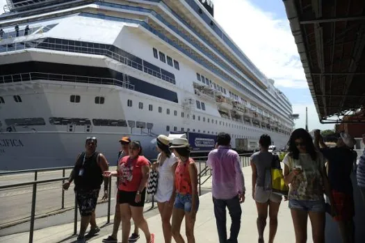 Temporada de cruzeiros movimenta o Píer Mauá, no Rio de Janeiro