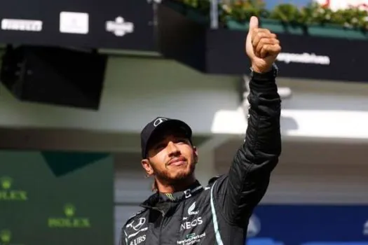 Hamilton critica ausência de mulheres na Fórmula 1