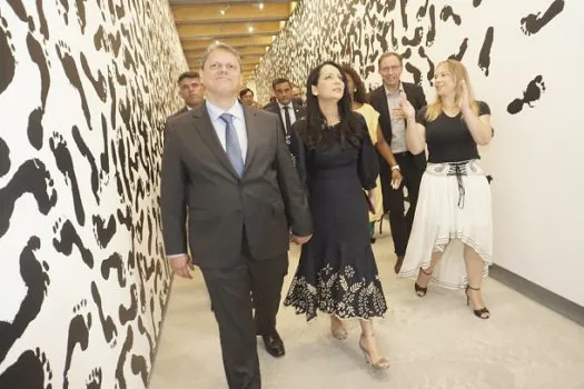 Governador prestigia abertura do novo edifício da Pinacoteca Contemporânea