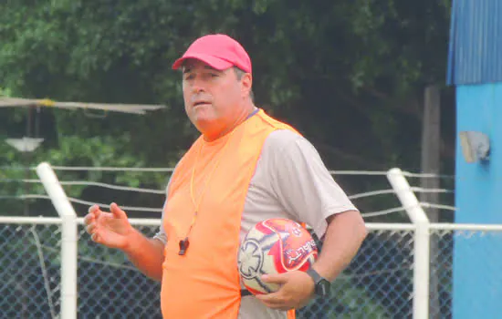 Pintado valoriza desempenho coletivo em estreia diante do Corinthians