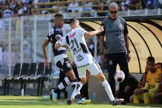 Ponte Preta faz 3 a 0 no XV de Piracicaba e fica perto de voltar à elite do Paulistão