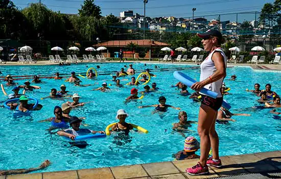 SESI abre suas piscinas para toda a população