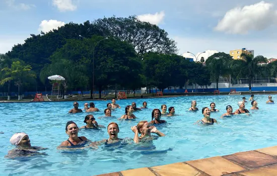 Piscinas dos Centros Esportivos reabrem após período fechadas por conta da pandemia