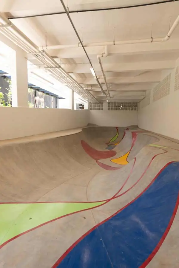 Centro de São Paulo ganha maior pista de skate dentro de um edifício residencial na cidade