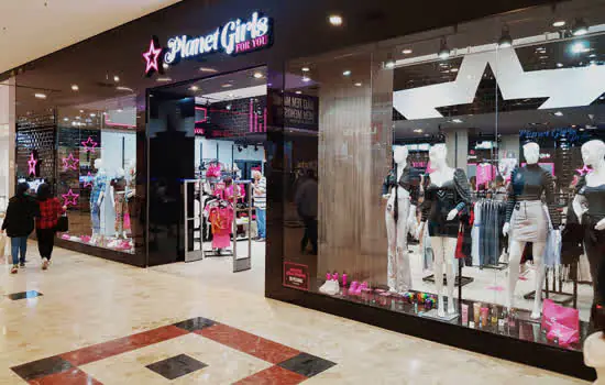 Grand Plaza Shopping inaugura nova unidade da Planet Girls