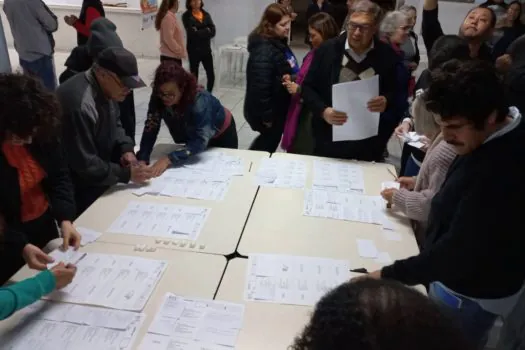 Moradores da Vila Assis debatem o futuro de Mauá em plenária do Plano Diretor