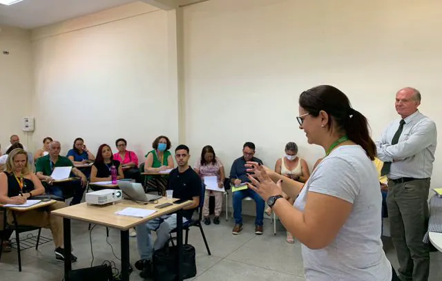 Ribeirão Pires apresenta sistema digital de manutenção escolar