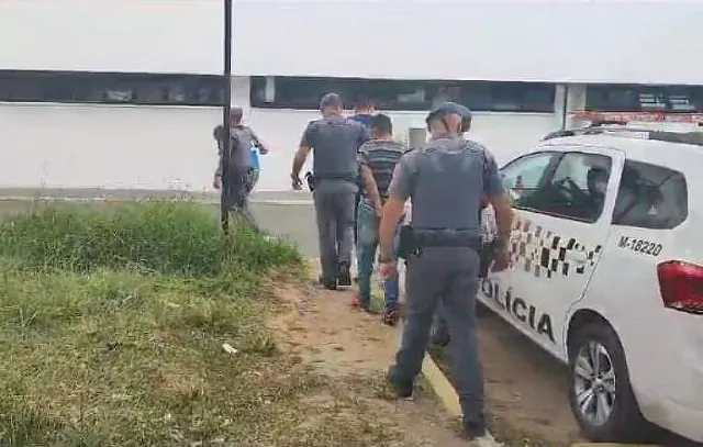 PMs libertam homem sequestrado após marcar encontro por aplicativo em SP