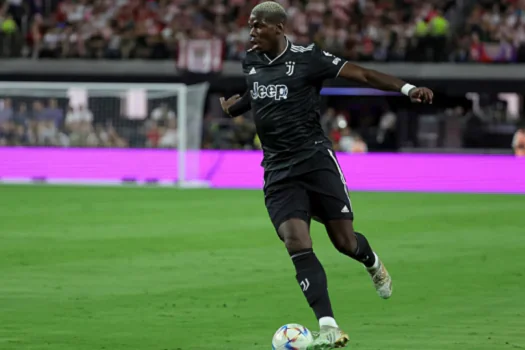 Pogba celebra cirurgia bem sucedida e sonha com Copa: “Vou recuperar rapidamente”