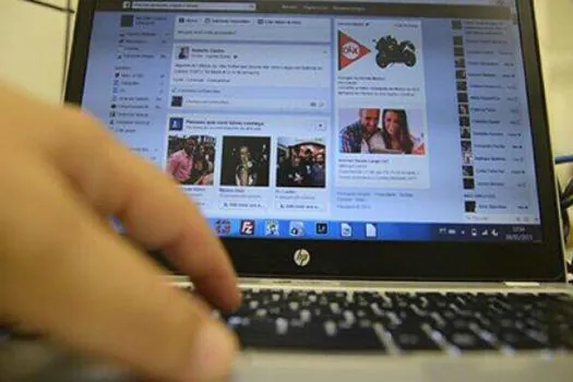 Polarização gerada por redes sociais se mantém mesmo com mudança em algoritmo