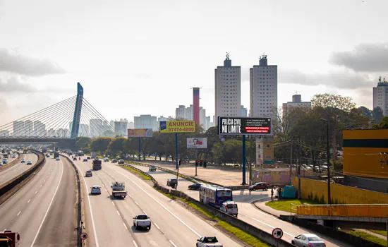 Polícia Civil de SP no limite: ADPESP instala outdoor de alerta