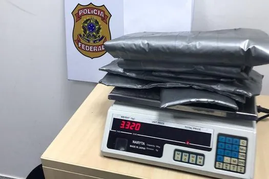 Paraguaia é presa com cocaína no Aeroporto de Foz do Iguaçu