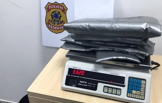 Paraguaia é presa com cocaína no Aeroporto de Foz do Iguaçu