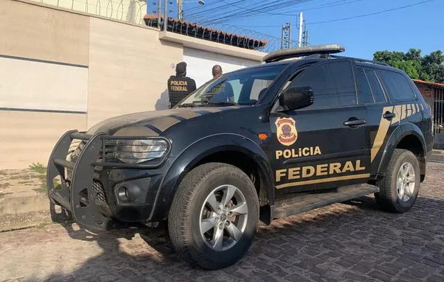 Polícia Federal apreende arsenal de milícias e facções no Rio