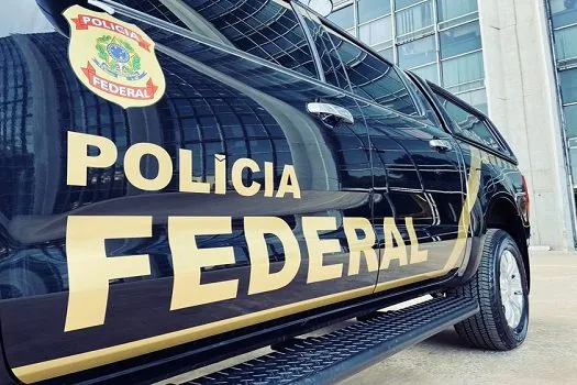 Operação apreende fuzil na casa de candidato a vice-governador do RJ