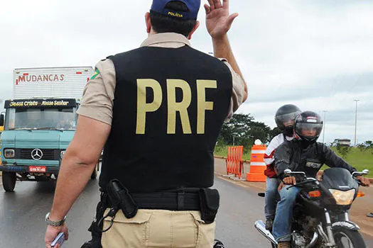 Movimento nas estradas federais aumenta no feriado da Semana Santa