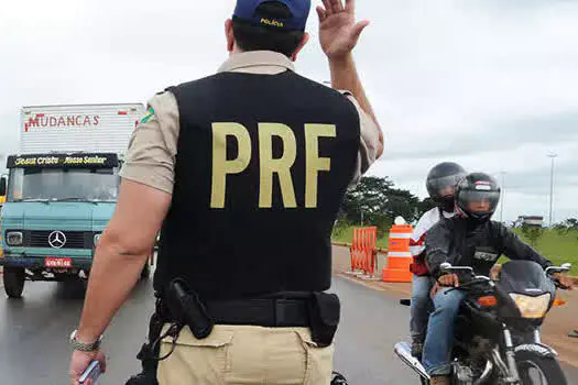 PRF intensifica fiscalização nas rodovias durante o feriado de Natal