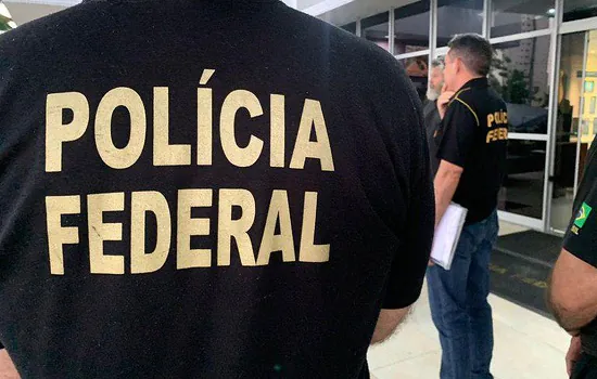 PF investiga crimes de contrabando e tráfico internacional de armas