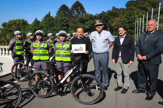 PM recebe 100 bicicletas elétricas para reforçar policiamento na Capital