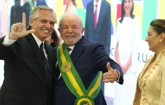 Lula recebeu cumprimento de chefes de Estado estrangeiros